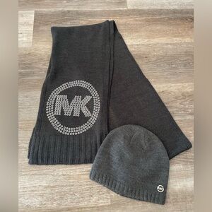 Michael Kors Scarf & Hat Set